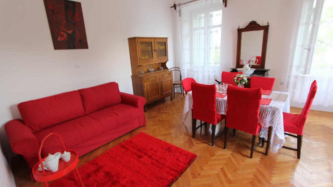 Apartment Palazzo Sare Vrbnik  Exterior foto